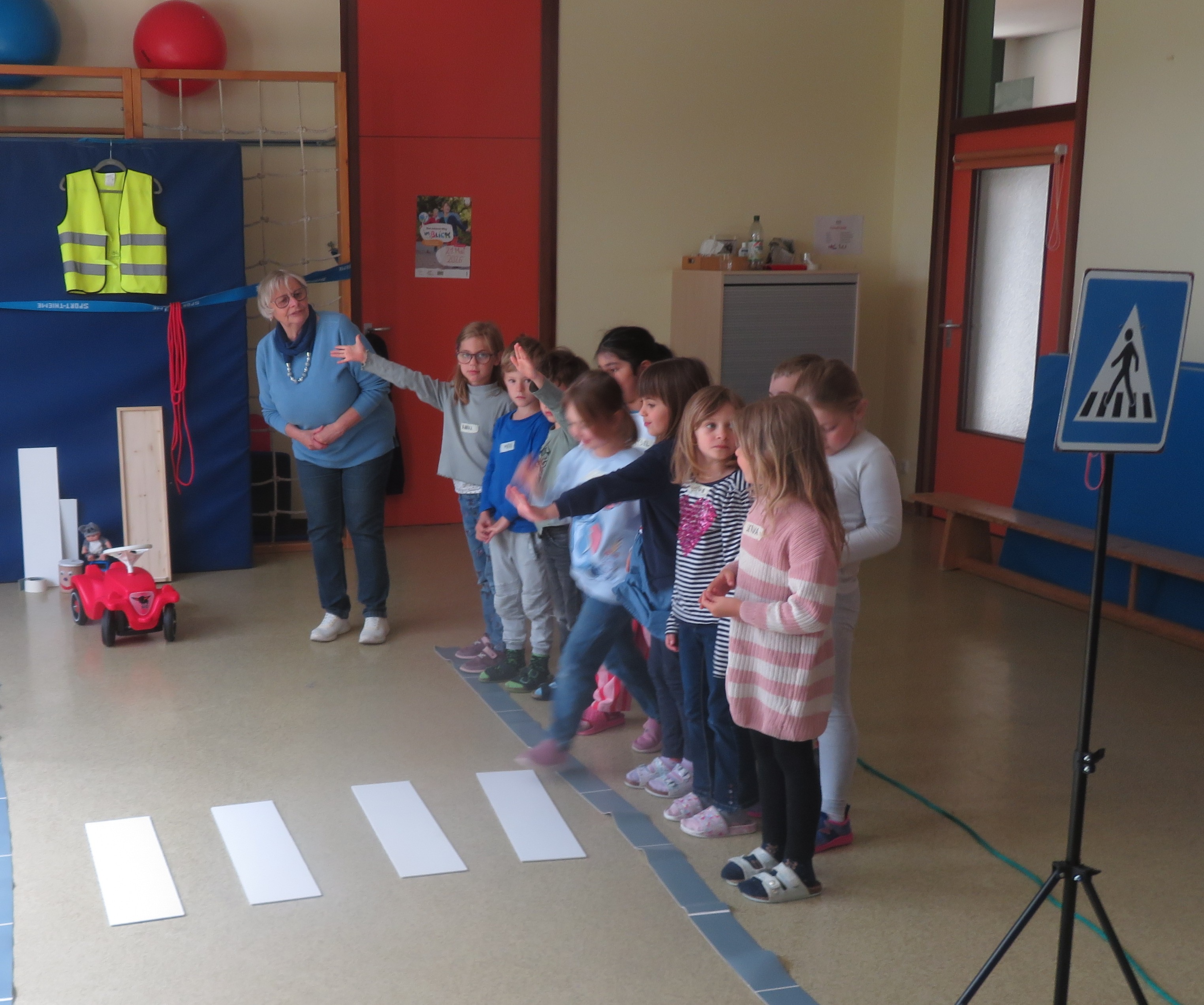 Verkehrswacht zu Besuch bei den Vorschulkindern